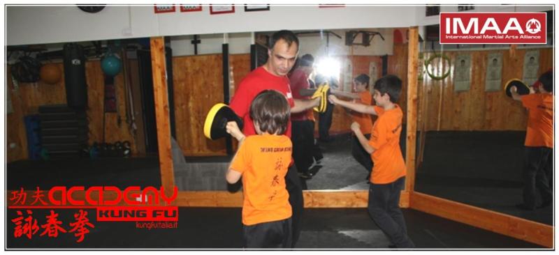 Kung Fu Bambini Academy Italia di Sifu Salvatore Mezzone Wing Tjun Ving Tsun Chun cinene artimarziali tradizionali e sport da combattimento Caserta accademia nazionale (8)